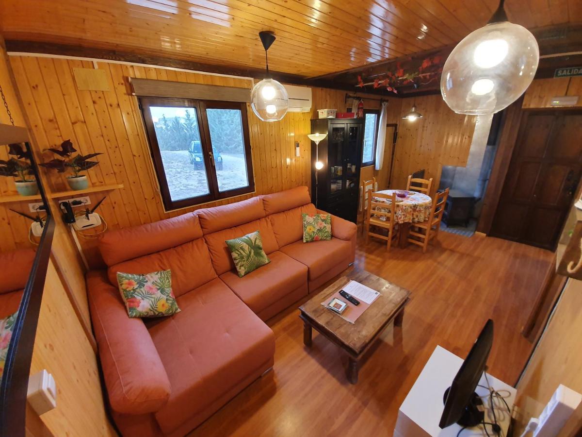 Casa Rural La Canadiense Log Cabin Guest House Buenache de la Sierra ภายนอก รูปภาพ