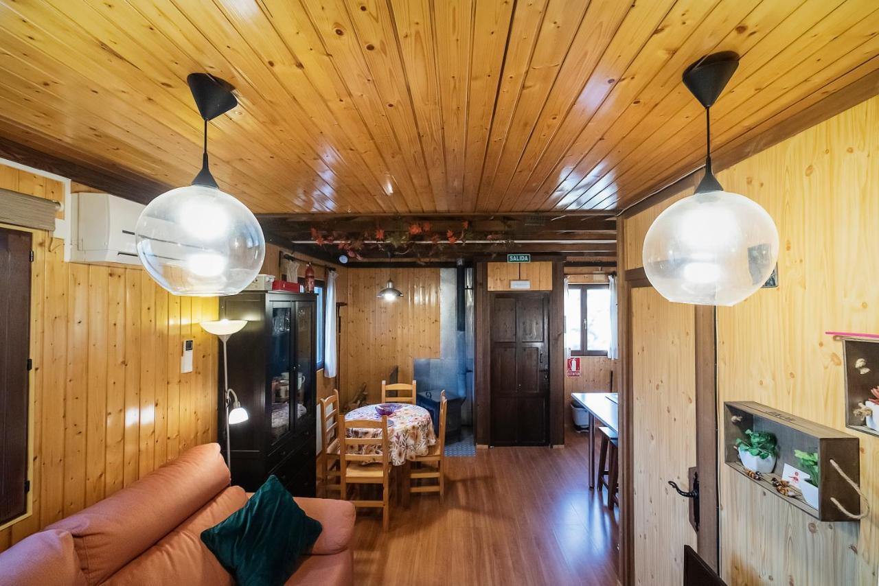 Casa Rural La Canadiense Log Cabin Guest House Buenache de la Sierra ภายนอก รูปภาพ