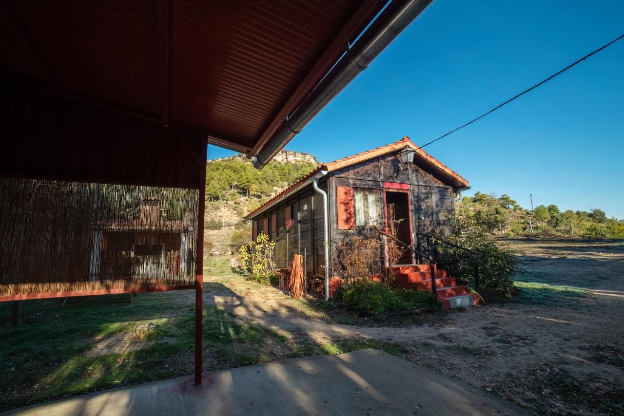 Casa Rural La Canadiense Log Cabin Guest House Buenache de la Sierra ภายนอก รูปภาพ
