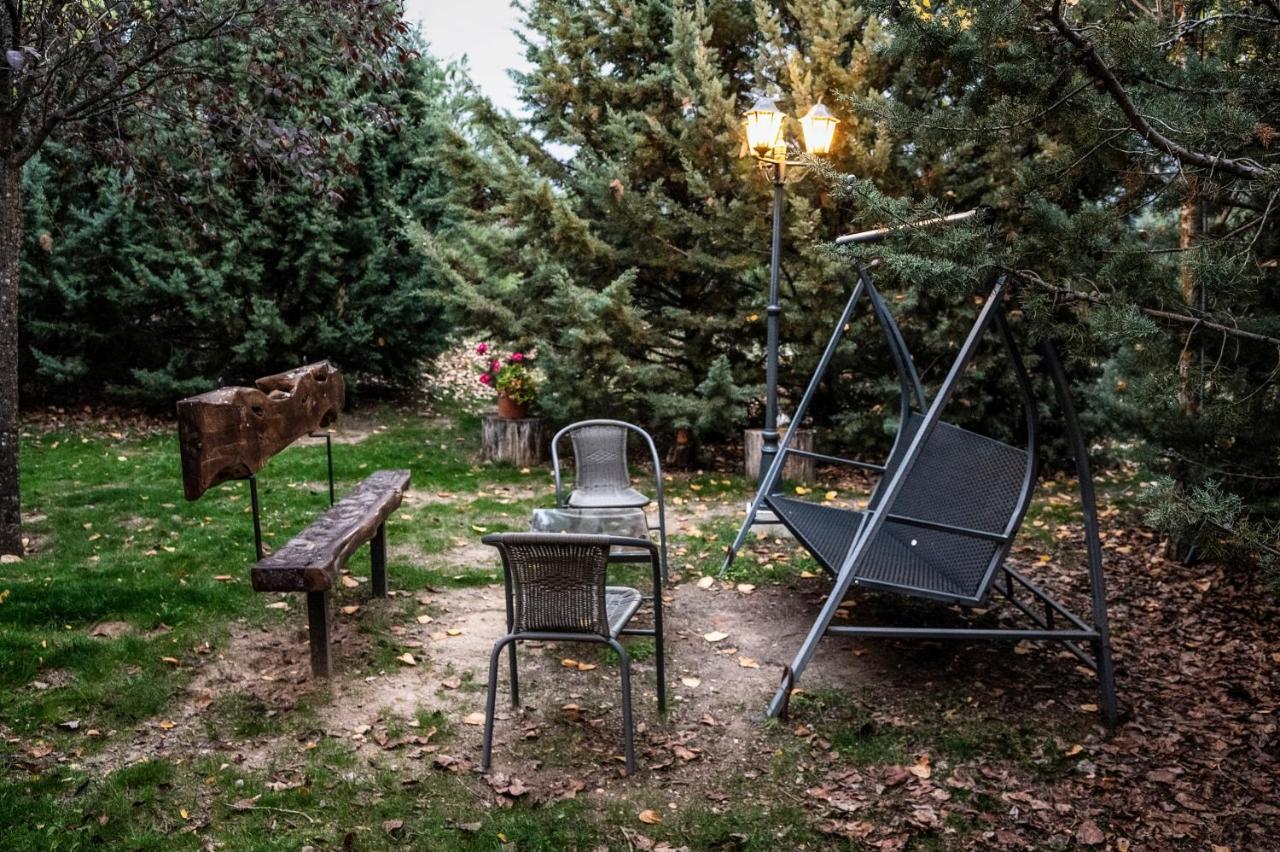 Casa Rural La Canadiense Log Cabin Guest House Buenache de la Sierra ภายนอก รูปภาพ